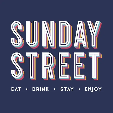 Sunday Street Boutique מלון