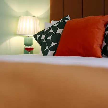 Sunday Street Boutique Hotel *