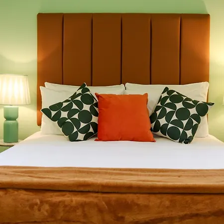 מלון Sunday Street Boutique דרוגדה