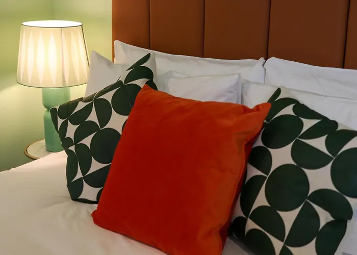 Sunday Street Boutique *